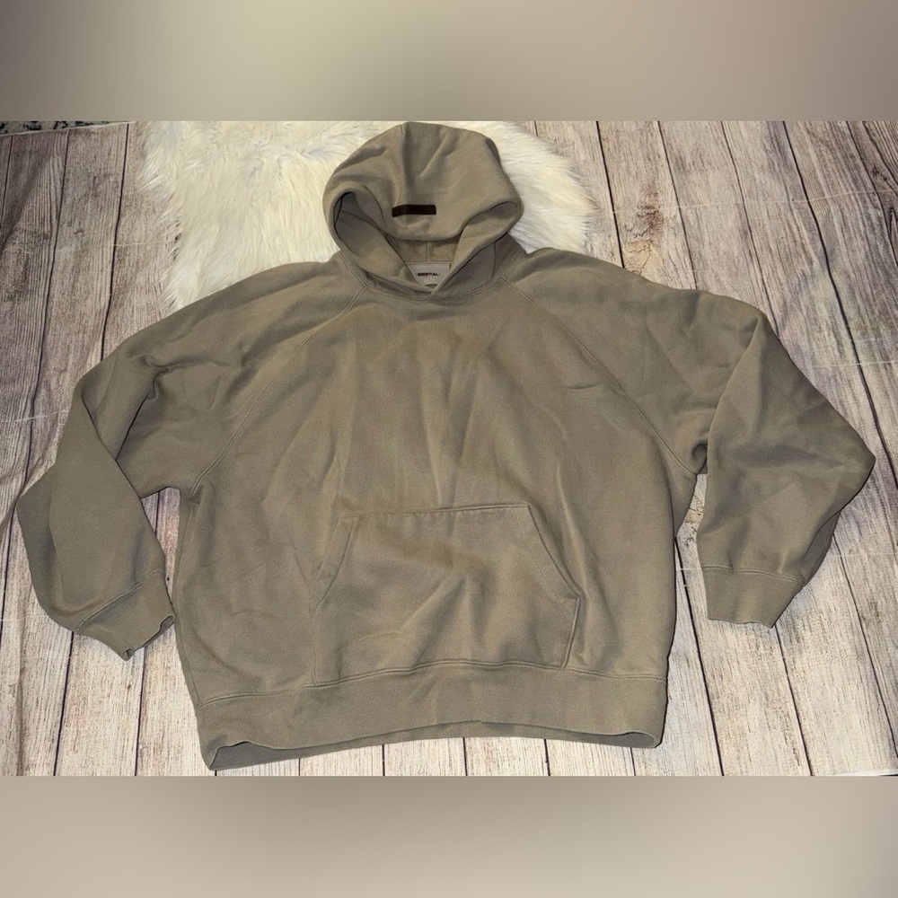 Essentials Fear Of God Hooded Sweatshirt Men’s Size M, Authentic